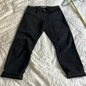 listing-status-banner